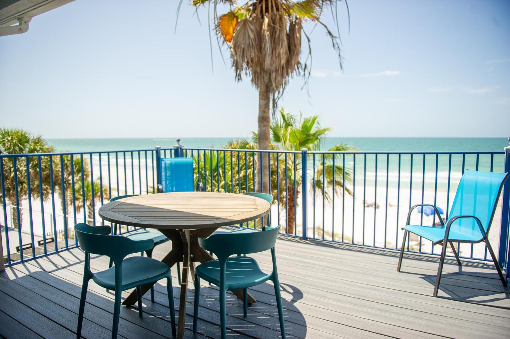 Sunburst Inn- Indian Shores Beach Bagian luar foto